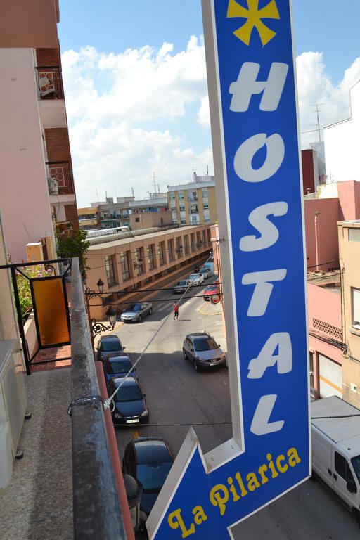 Hostal La Pilarica Патерна Экстерьер фото