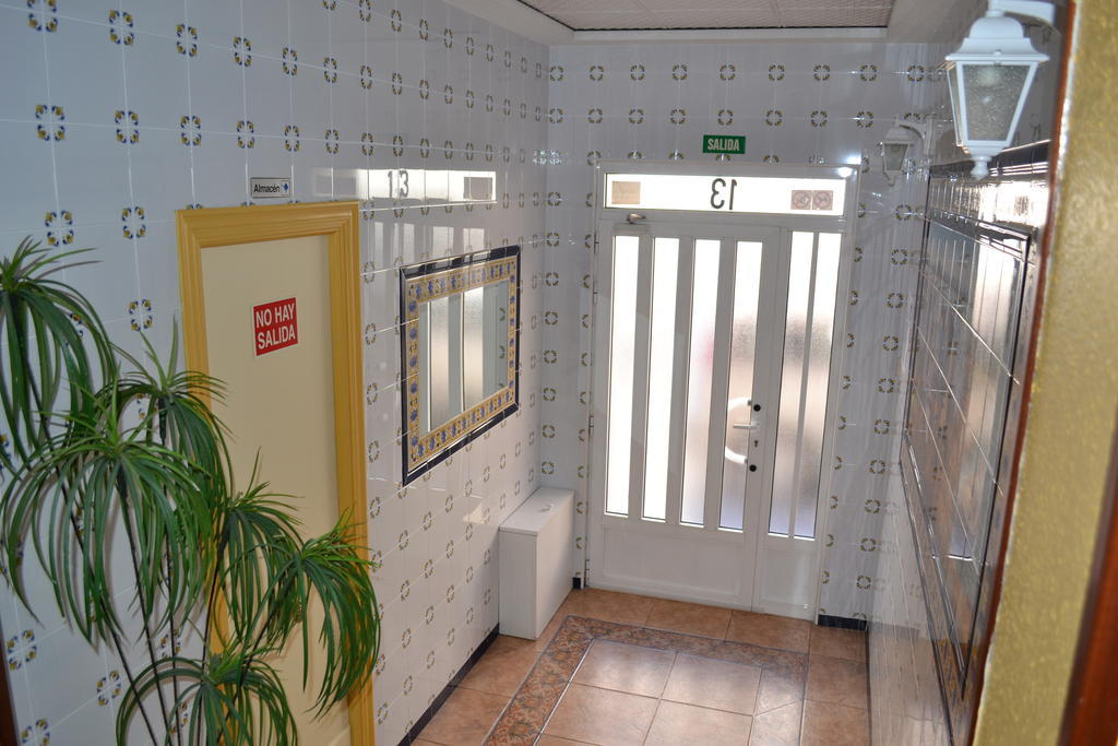 Hostal La Pilarica Патерна Экстерьер фото