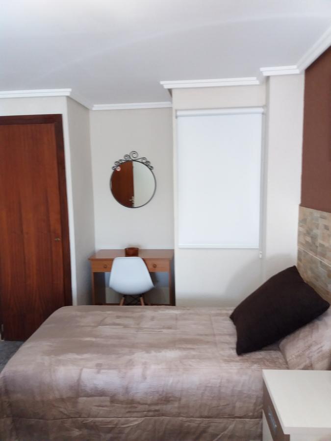 Hostal La Pilarica Патерна Экстерьер фото