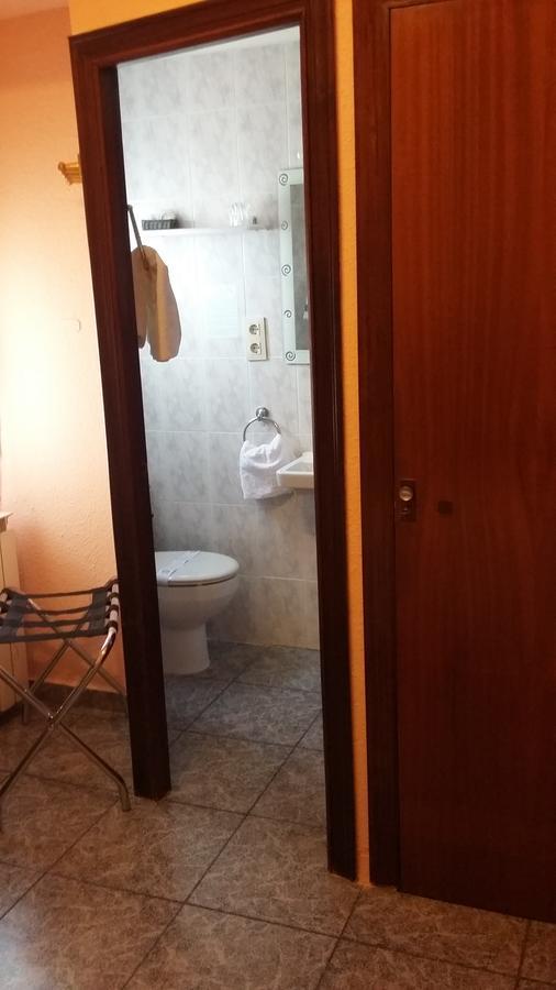 Hostal La Pilarica Патерна Экстерьер фото