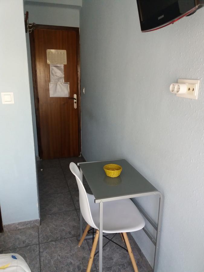 Hostal La Pilarica Патерна Экстерьер фото